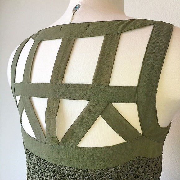 Olive green lace dressy top - Picture 4 of 8